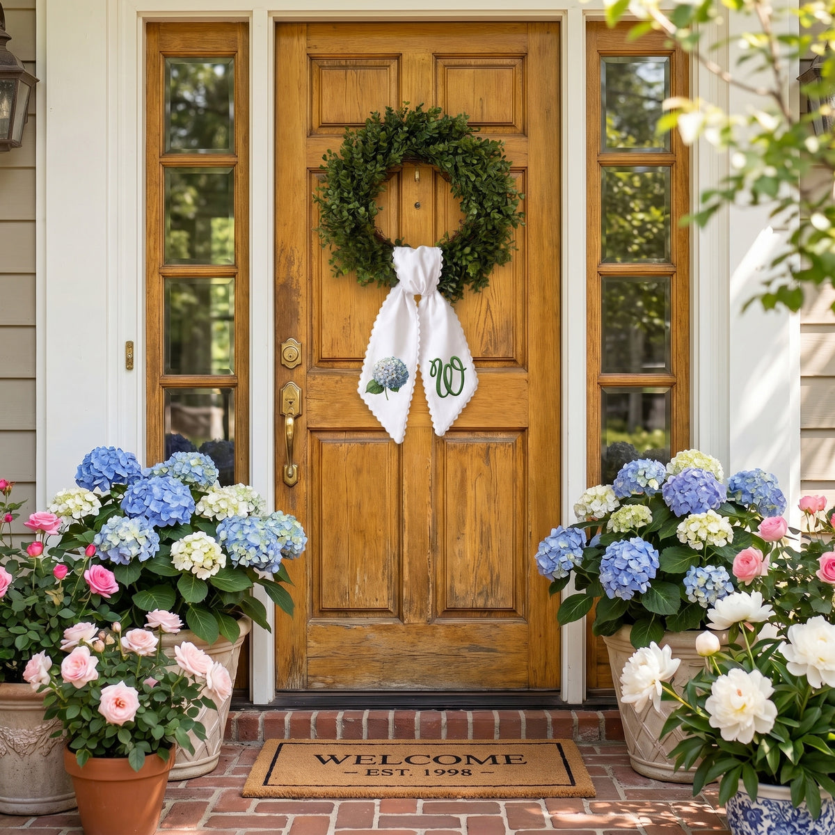 Embroidered Hydrangea Monogram Wreath Sash for Front Door, Flowers Personalized Initial Name, Monogramed Embroidered Ribbon with Adjustable Bow Knot Farmhouse Door Wreath Decor, Gift for Family Friends