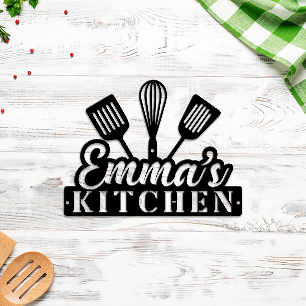 MeMate Kitchen Sign, Personalized Metal Name Signs, Custom Kitchen Sign for Indoor Kitchen Home Wall Décor, Kitchen Signs for Home Decor, Housewarming Gift for Mom Wife Grandmother Friend Family