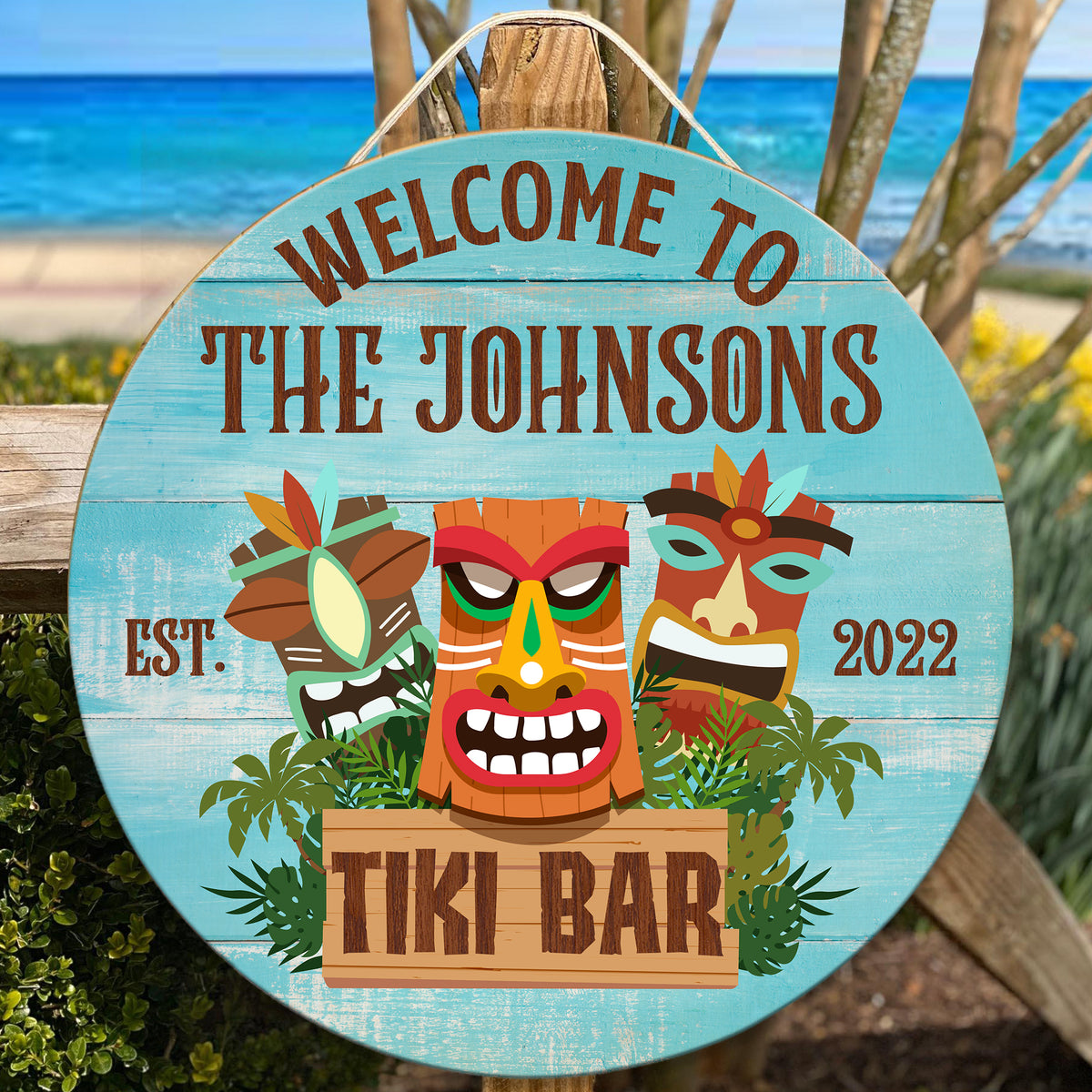 MeMate Tiki Bar Sign – Personalized Wooden Name Sign for Backyard, Patio, Tiki Lounge Decors, Beach Bar, Party Decorations – Custom Name Rustic Round Printed Wood Signs Wall Hanging Decorative