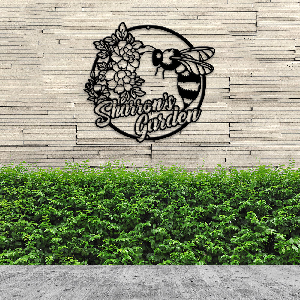 MeMate Personalized Metal Sign Bee, Custom Garden Metal Signs Outdoor Décor, 8" - 24" Garden Signs Metal, Bee Farm Sign, Bee Flowers Garden Signs to Personalize, Shed Shed Sign, Rustic Plaque