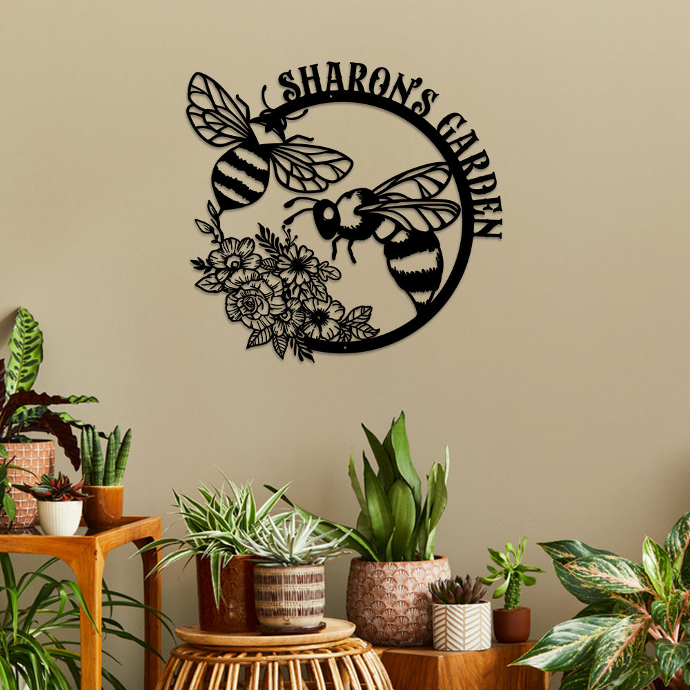 MeMate Bee Garden Sign, Metal Garden Signs to Personalize, Personalized Metal Signs, 8" - 24" Large Sign for Vegetable Garden Flowers She Shed Mom Grandma, Customized Name Wall Art for Outdoor Décor