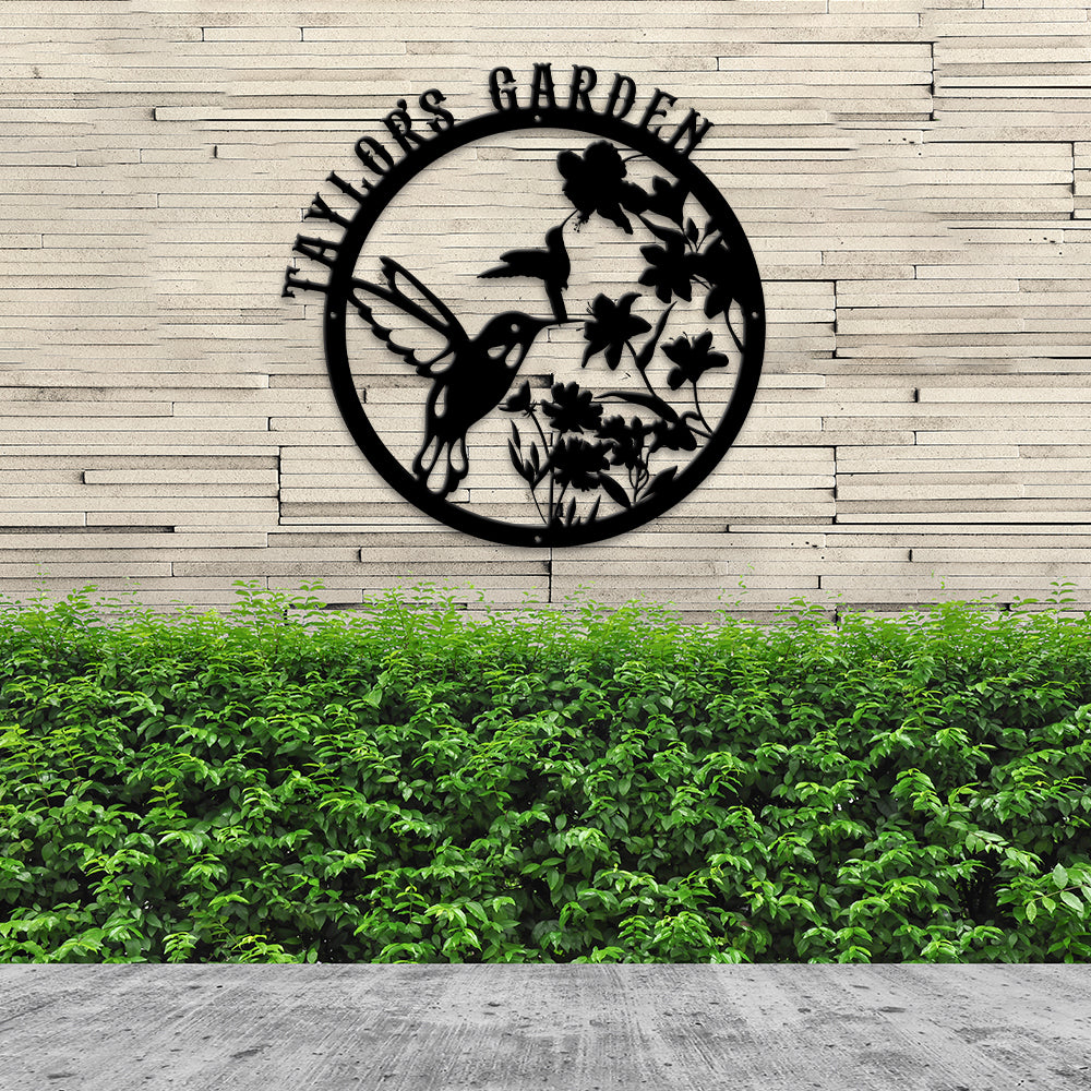 MeMate Hummingbird Garden Sign, Personalized Metal Signs, Garden Sign to Personalize, Large Sign for Vegetable Garden She Shed, Customized Name Wall Art for Outdoor Decor, Plaque for Mom Grandma
