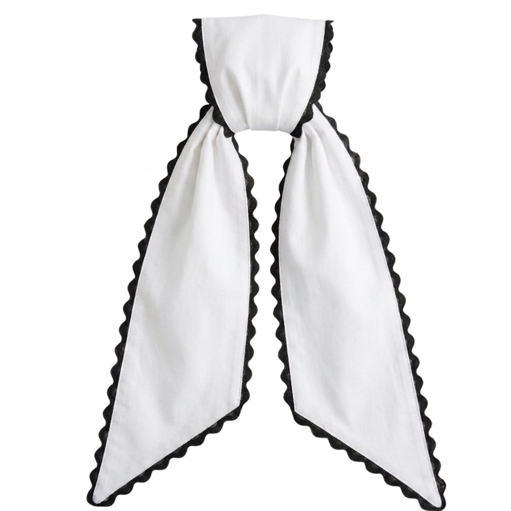 White Sash w/Black Scalloped Edge