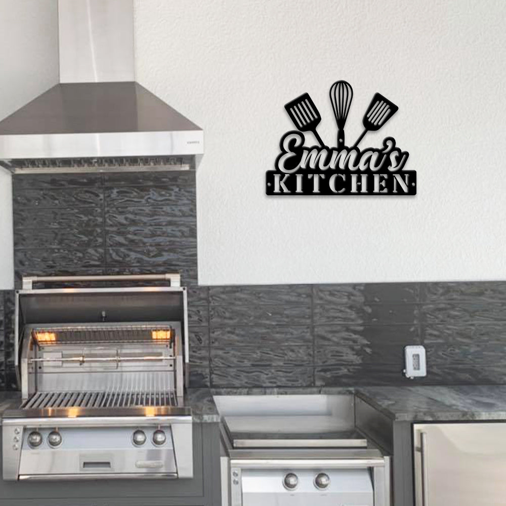MeMate Kitchen Sign, Personalized Metal Name Signs, Custom Kitchen Sign for Indoor Kitchen Home Wall Décor, Kitchen Signs for Home Decor, Housewarming Gift for Mom Wife Grandmother Friend Family