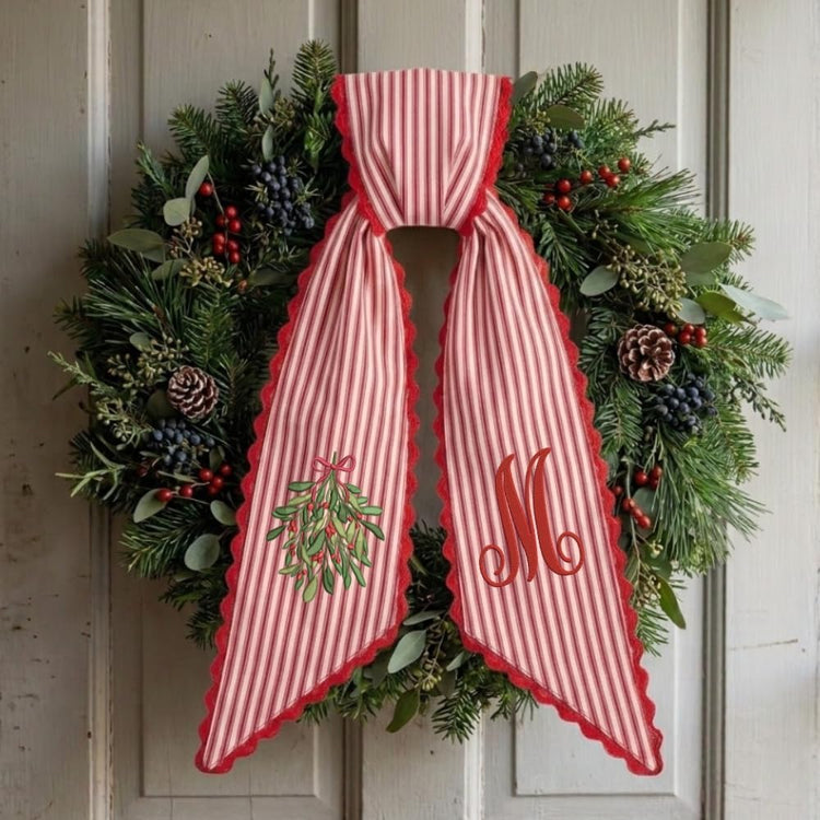 Personalized Christmas Wreath Sash, Custom Monogram Embroidery, 54x5 in - Xmas 03 — photo 1