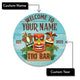 MeMate Tiki Bar Sign – Personalized Wooden Name Sign for Backyard, Patio, Tiki Lounge Decors, Beach Bar, Party Decorations – Custom Name Rustic Round Printed Wood Signs Wall Hanging Decorative