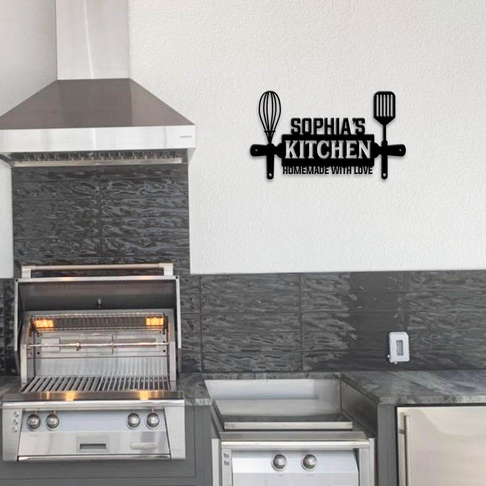 MeMate Kitchen Sign, Personalized Metal Name Signs, Custom Kitchen Sign for Indoor Kitchen Home Wall Décor, Kitchen Signs for Home Decor, Housewarming Gift for Mom Wife Grandmother Friend Family