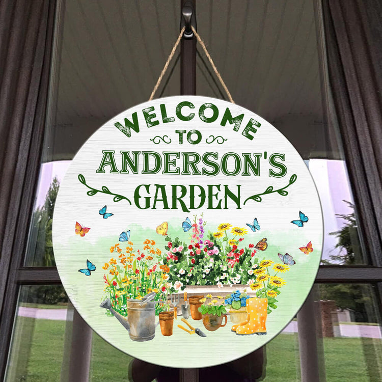 MeMate Personalized Garden Signs for Outdoor Decor - Custom Name Rustic Wood Printed Sign for Garden Decorative - Garden Sign to Personalize - Round Sign Plaque Accessories for Backyard, Farmhouse