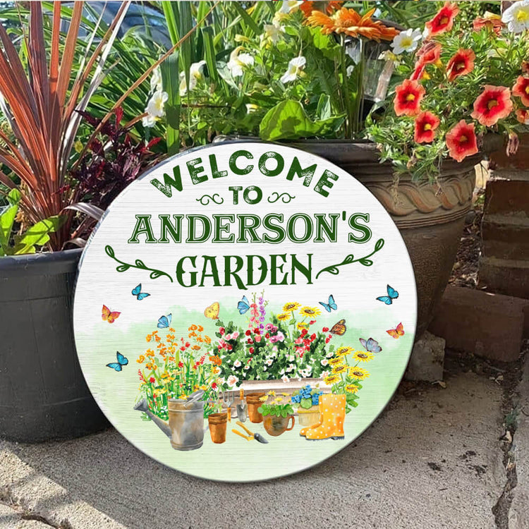 MeMate Personalized Garden Signs for Outdoor Decor - Custom Name Rustic Wood Printed Sign for Garden Decorative - Garden Sign to Personalize - Round Sign Plaque Accessories for Backyard, Farmhouse