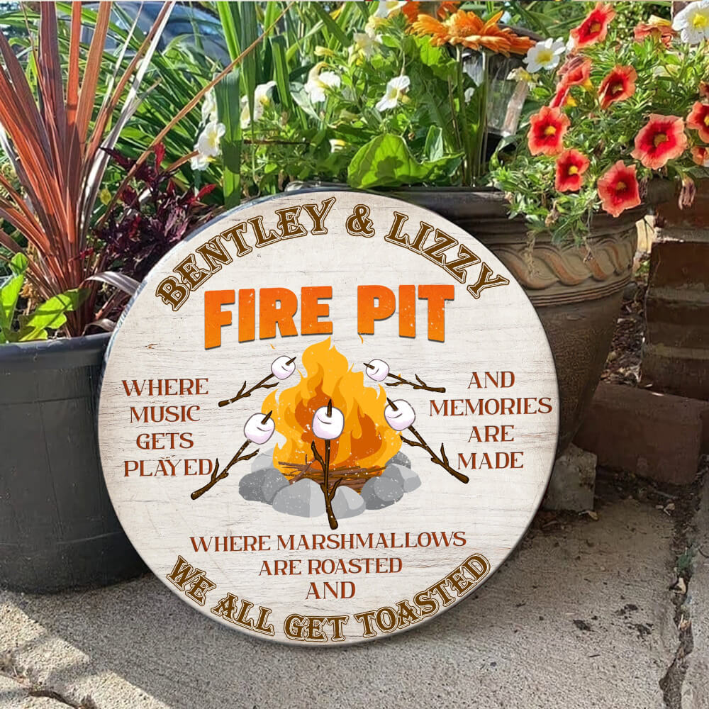 MeMate Personalized Backyard Firepit Wooden Name Signs - Custom Fire Pit Sign for Outdoor Kitchen Home Wall Decor - Round Vintage Signs for Backyards, Patio, Garden, Camping and Housewarming Gift