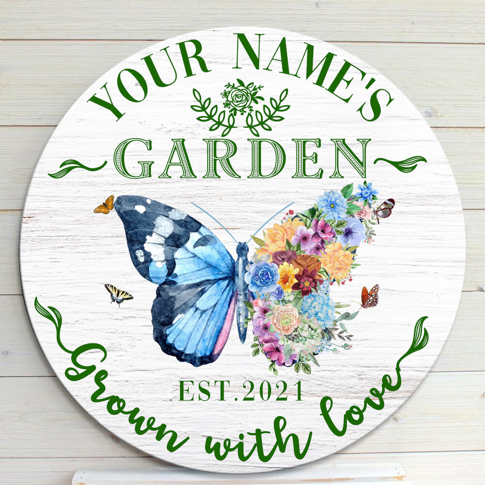 MeMate Garden Signs Outdoor Decor, Personalized Name Wooden Garden Sign, Butterfly Garden Decor, 4 Sizes Rustic Wood Plaque for Gardeners Gardening Lovers Housewarming Gifts