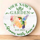 MeMate Garden Signs Outdoor Decor, Personalized Name Wooden Garden Sign, Hummingbird Garden Decor, 4 Sizes Rustic Wood Plaque for Gardeners Gardening Lovers Housewarming Gifts