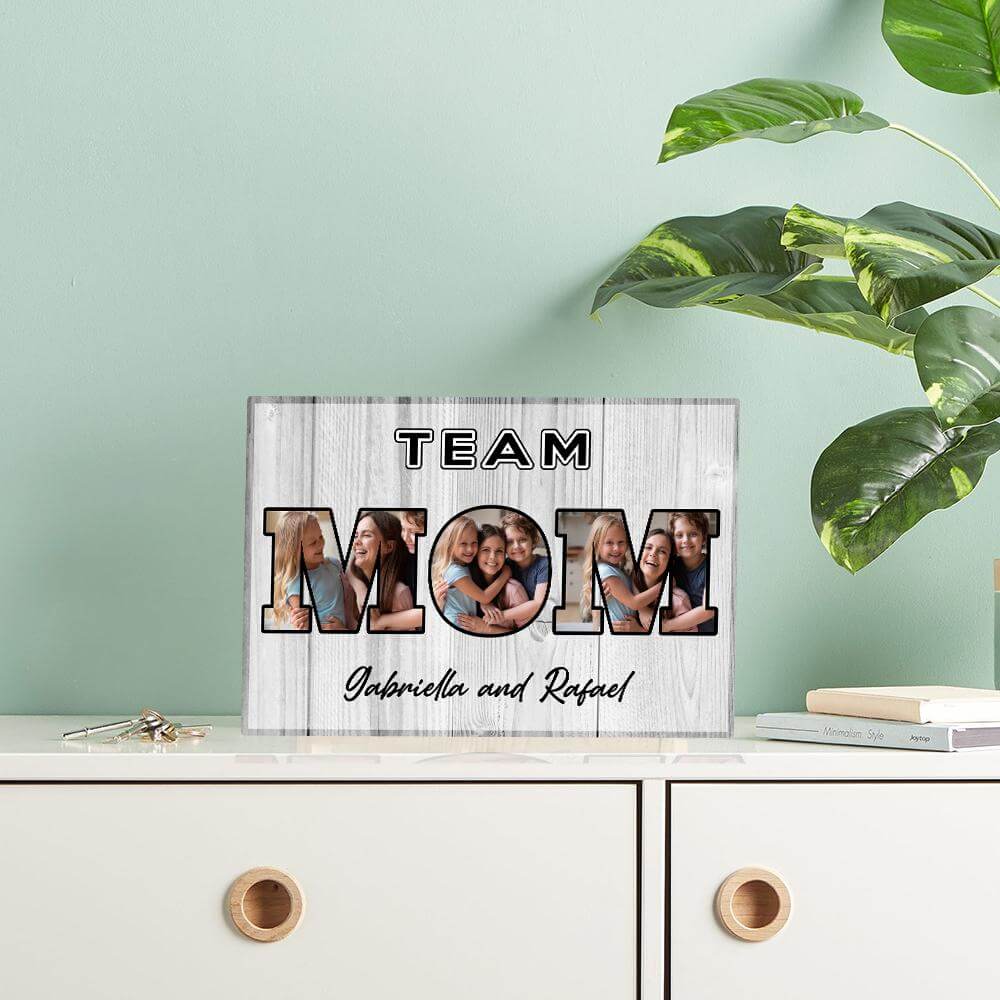 Team Mom Desktop Plaque